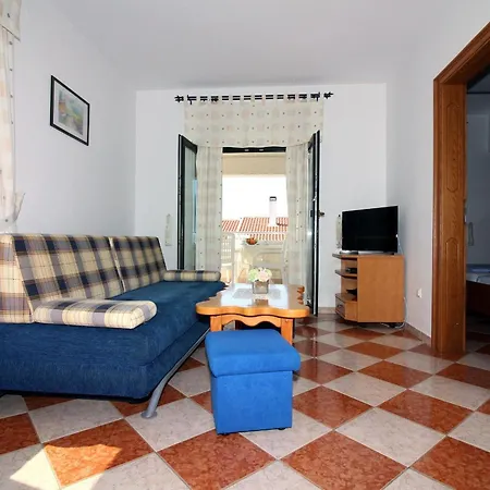 Amado/lozic Apartment