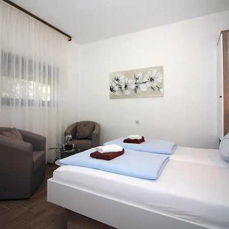 Amado/lozic Apartment