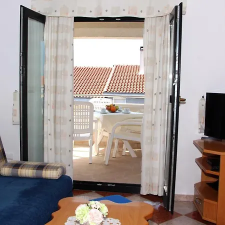 Amado/lozic Apartment
